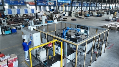 智能驅動，智造未來 黃山汽車零部件企業生產忙，機器人研發引領產業升級